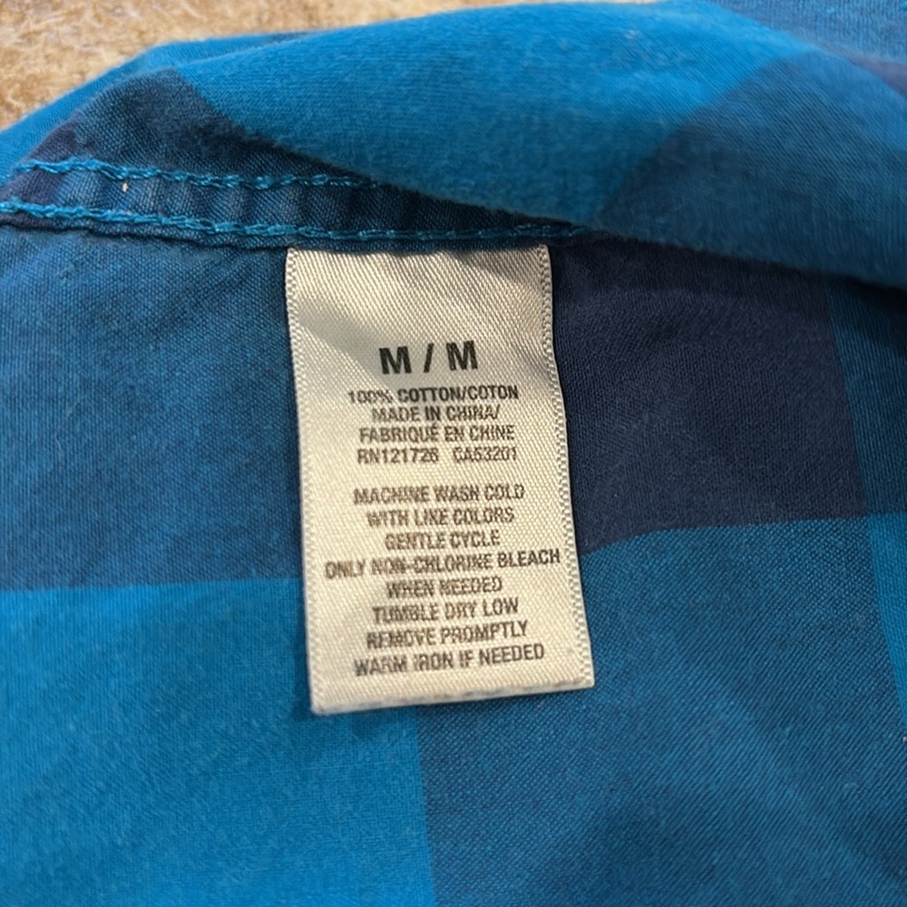 AEROPOSTALE Blue Plaid Men's Button-Up Shirt - Picture 8 of 8